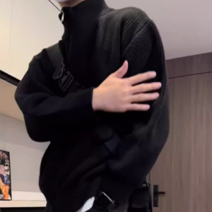 黑色双拉链开衫毛衣